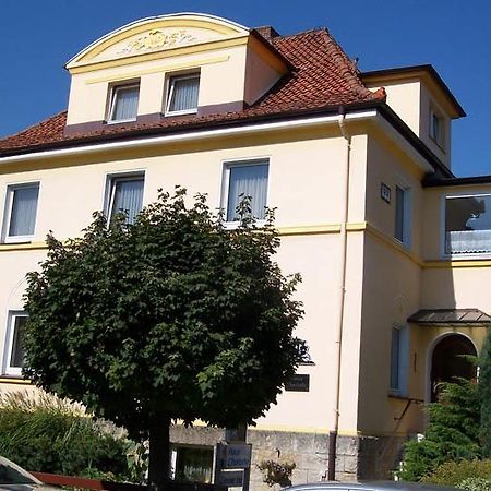 Haus Charlotte Hotell Bad Nenndorf Exteriör bild